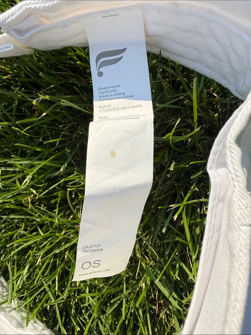 White Fabletics Visor - Picture 2 of 3